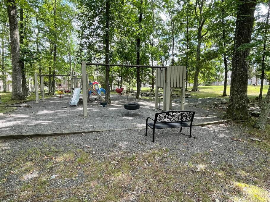 Pocono Shawnee Mountain Townhouse Villa Ийст Страудсбърг Екстериор снимка